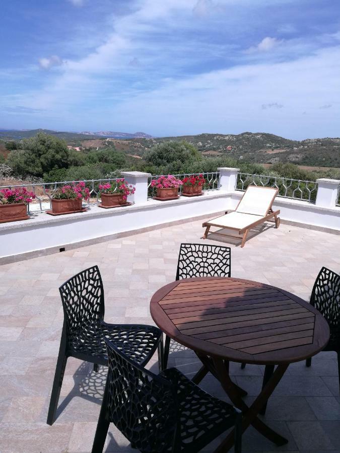 Appartamento L'Albero Magico Nella Campagna Gallurese Santa Teresa Gallura Exterior foto